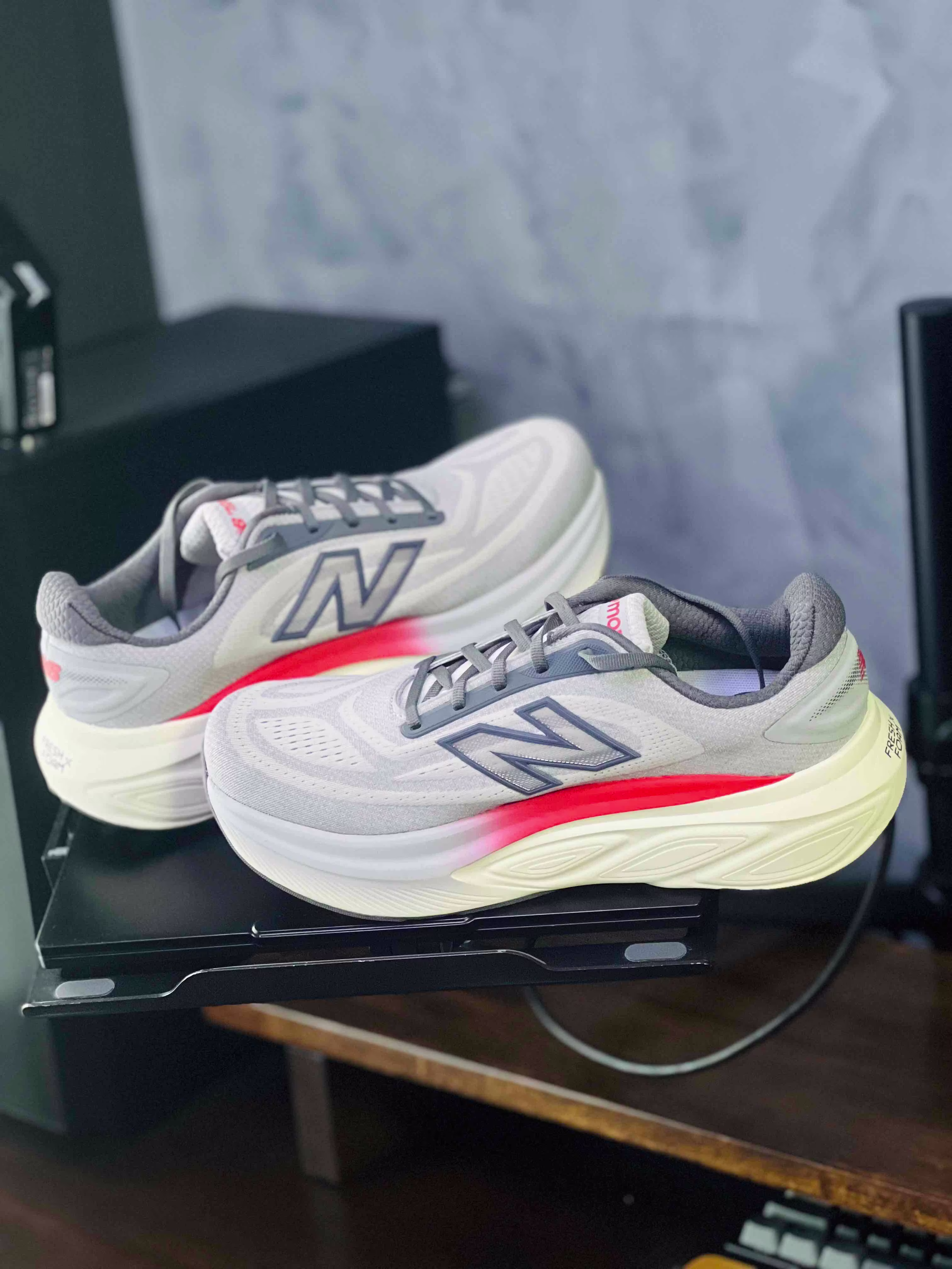 New Balance Fresh Foam X More v6 Running Shoes MMORLC6-2E New Balance Fresh Foam X More v6 Running Shoes MMORLC6-2E
